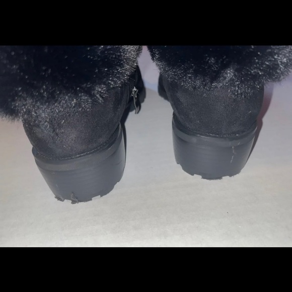 Midnight Velvet Black Sequined Buckles & Fur WMNS Boots SIZE: 10 - Picture 10 of 12